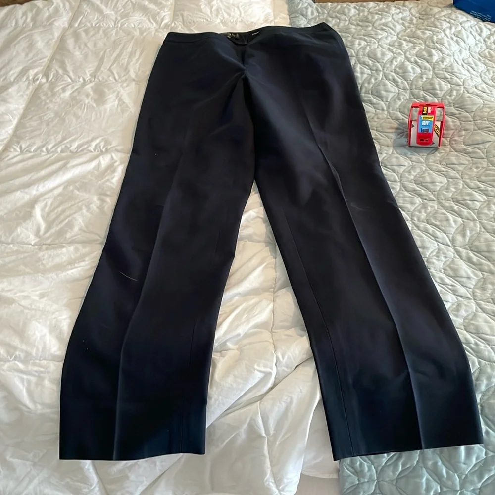 Lafayette 148 New York excellent has